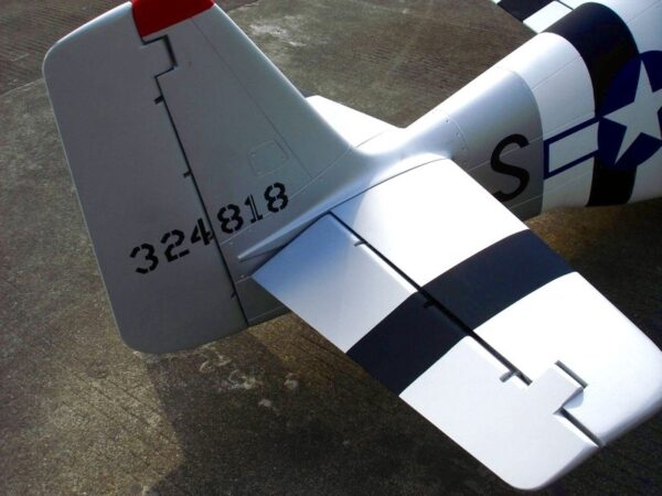 P-51-B Mustang, 60-100ccm, Spw 2445mm, ARF-Modell von CYModel – Bild 3
