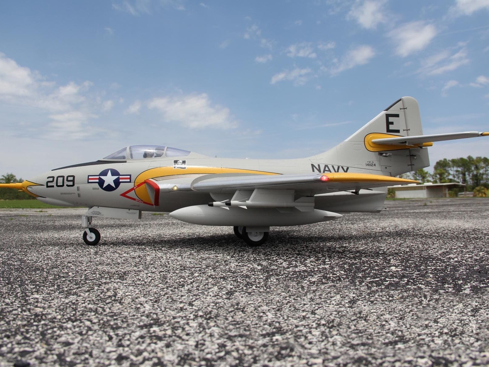 F9F-8 Cougar Super Scale, 80mm Impeller-Jet, Spw 1050mm, PNP-Set, Freewing – Bild 5