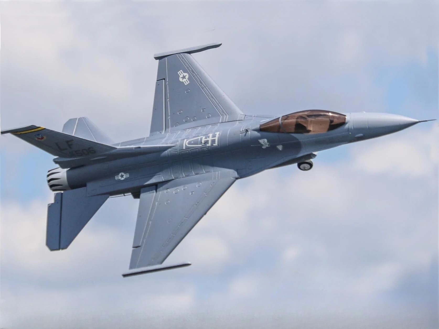 F-16 Falcon V2, 64mm EDF Jet, Spw 680mm, 4S PNP-Set, Freewing