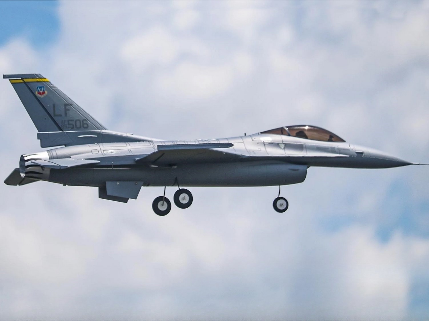 F-16 Falcon V2, 64mm EDF Jet, Spw 680mm, 4S PNP-Set, Freewing – Bild 3