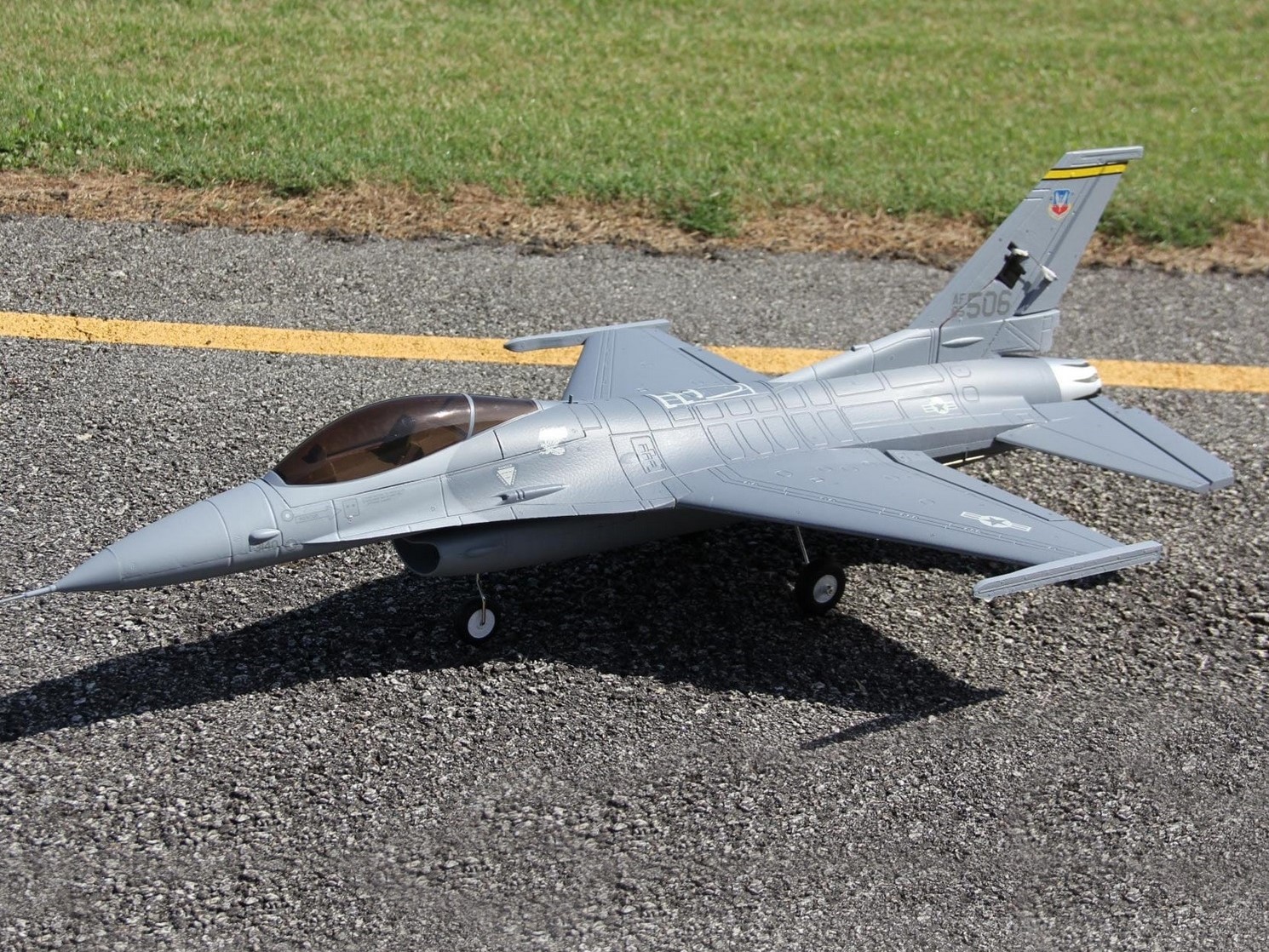 F-16 Falcon V2, 64mm EDF Jet, Spw 680mm, 4S PNP-Set, Freewing – Bild 4