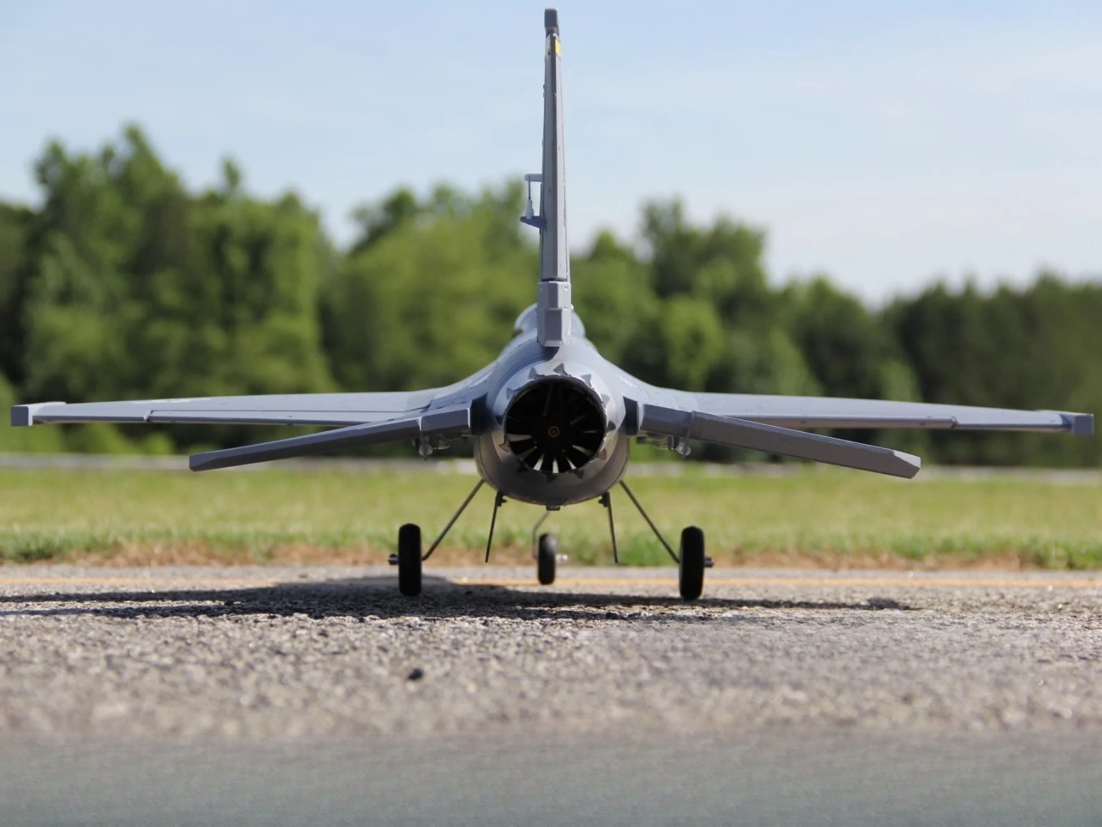 F-16 Falcon V2, 64mm EDF Jet, Spw 680mm, 4S PNP-Set, Freewing – Bild 5