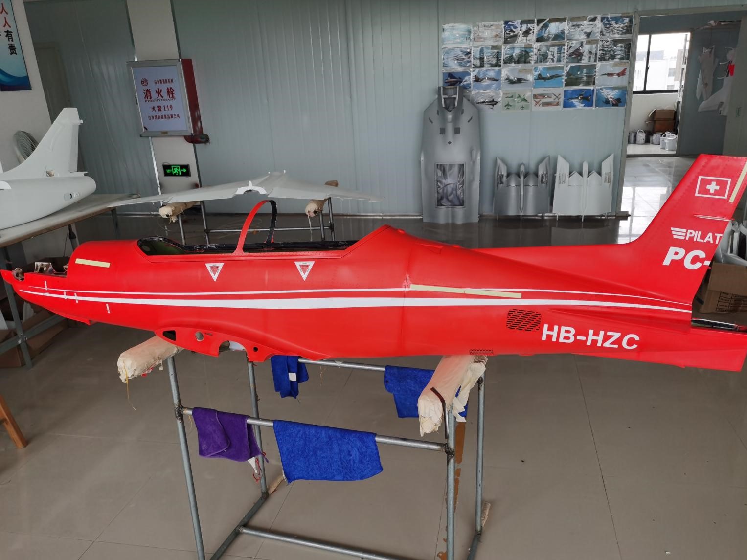 Pilatus PC-21 Turboprop-Trainer, Scale 1:5, Spw 1850mm, PRO-ARF-Set mit EZFW, T-ONE Models – Bild 2
