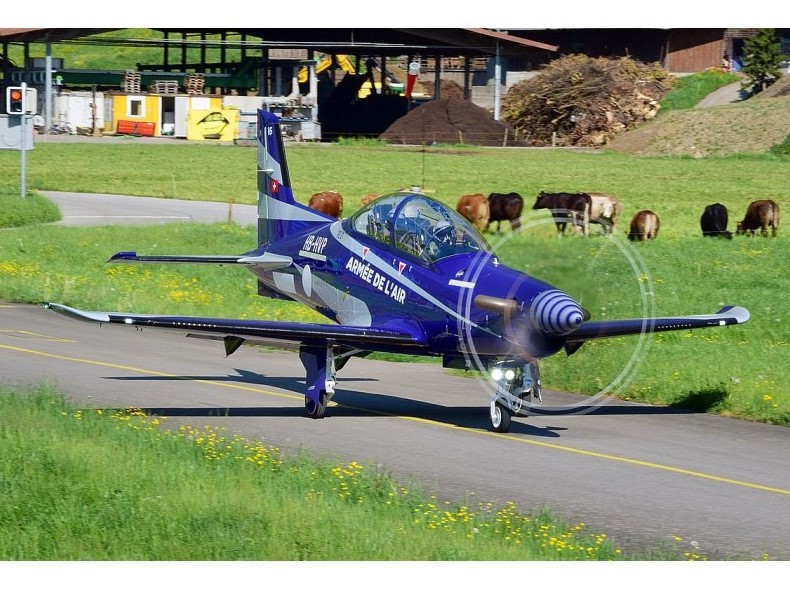 PC-21 1/4 JMB Turboprop - L 2880mm Spw 2400mm - blau – Bild 3
