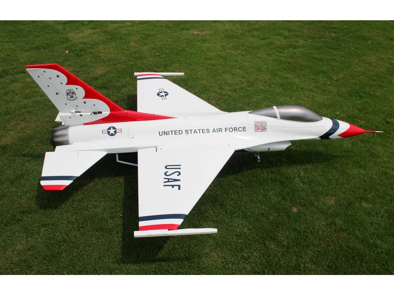 F-16 Thunderbird Turbinen Jet 1/5, Spw 2115mm, ARF-Set mit EZFW, Pilot-RC – Bild 3