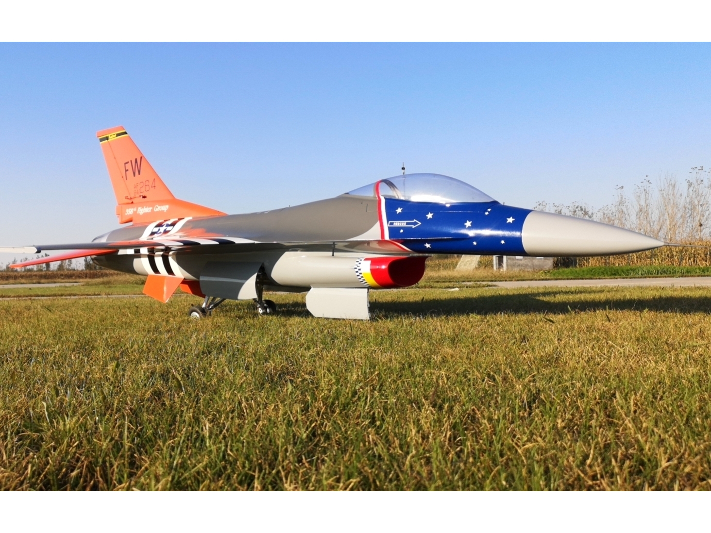 F-16 Fighting Falcon Turbinen Jet 1/5, Spw 2115mm, ARF-Set, Pilot-RC – Bild 3