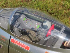 Scale Cockpit zu F-86F Sabre, Spw 1957mm, Pilot-RC
