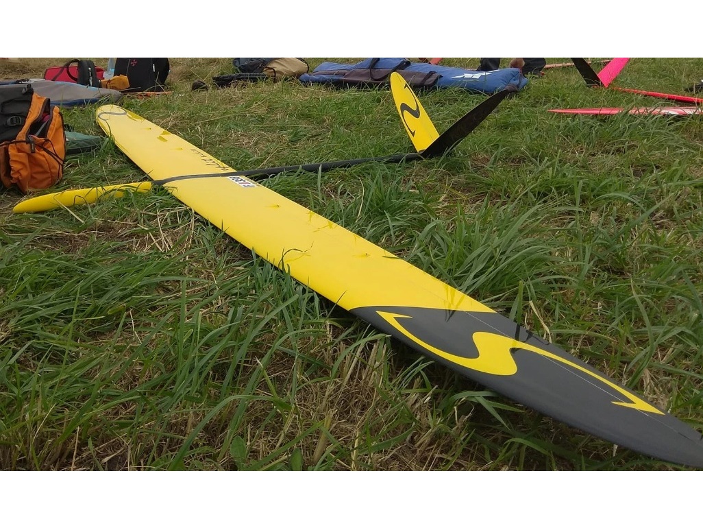 Voll GFK/CFK Segelflugmodell Split V F3F, Spw 2840mm von RCRCM – Bild 2