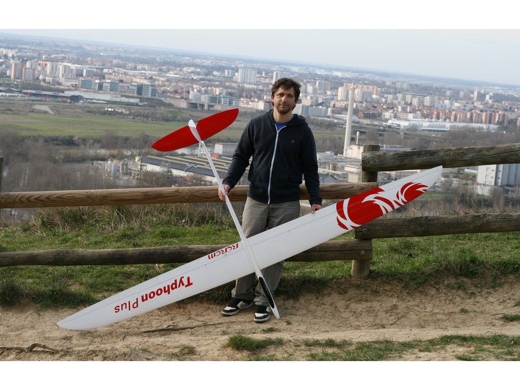 Voll CFK Segler Typhoon PLUS - Spw 2900mm - RCRCM – Bild 2