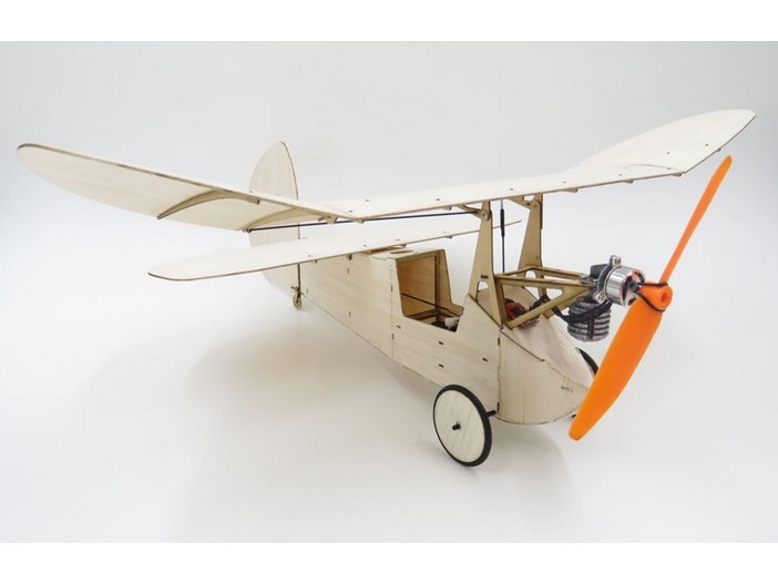 Real-Kit - Newton, Spw 358mm - KIT-Bausatz mit Motor aus Balsaholz