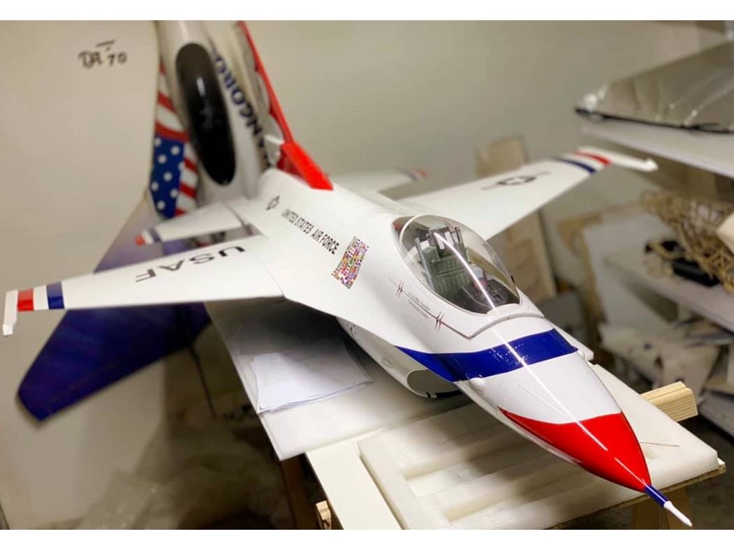 TopRC Model F-16 Thunderbird - Full Composite Scale Jet, Spw 1630mm, ARF-Set – Bild 3