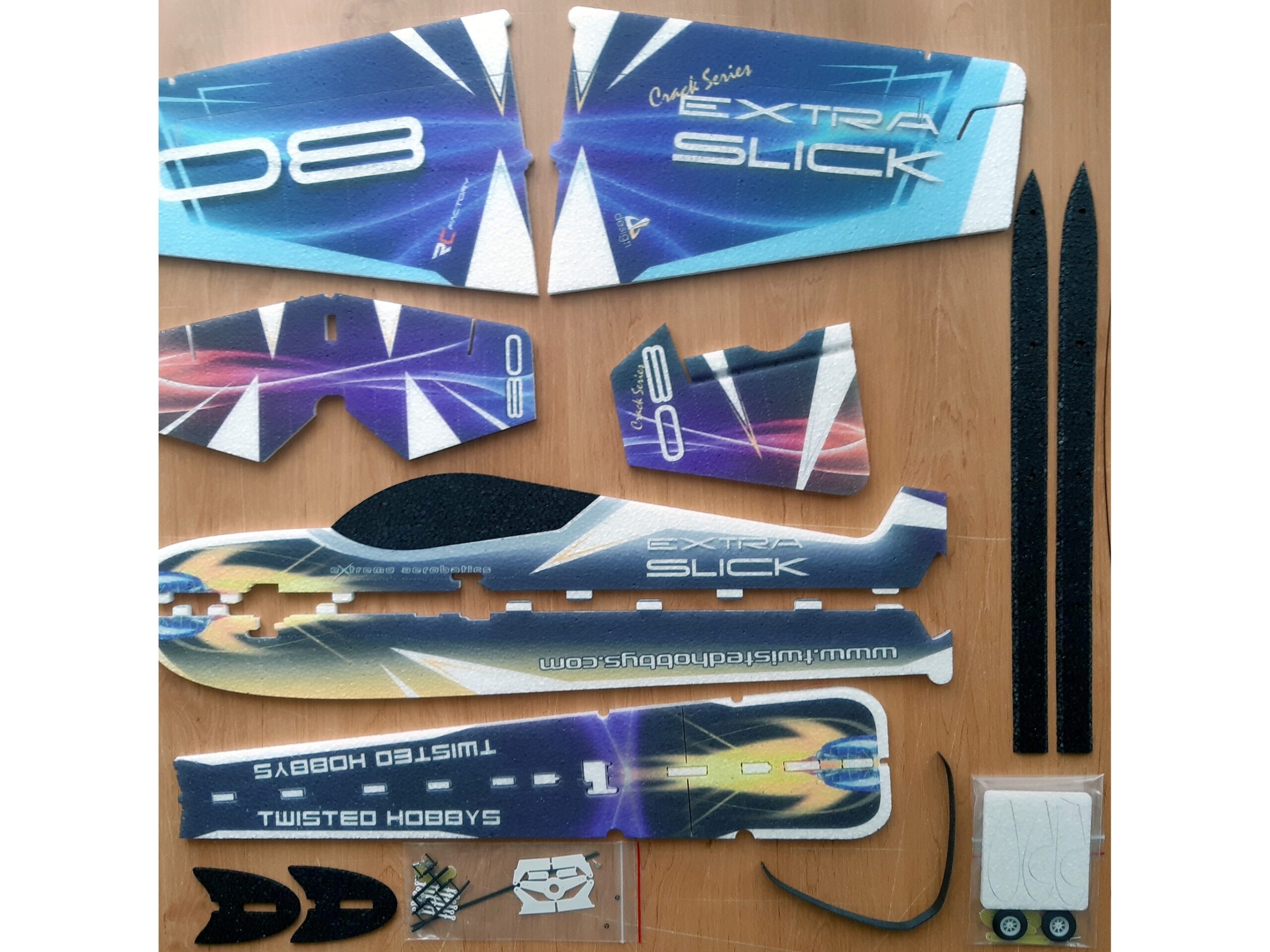 Extra Slick Backyard, Spw 800mm, KIT-Version aus EPP von RC-Factory – Bild 3