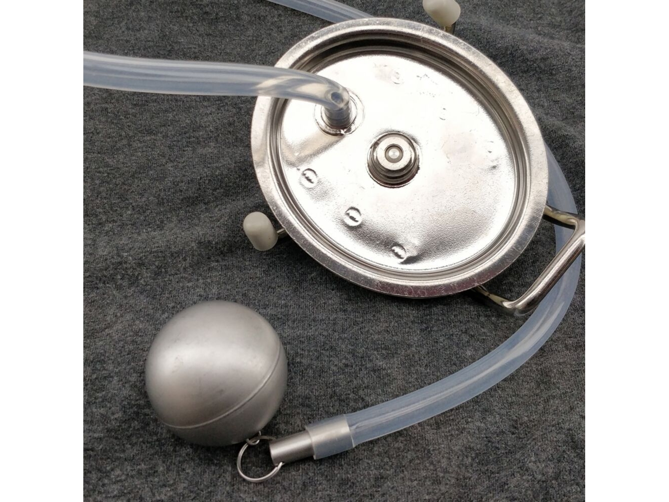 Kegland - Cornelius Keg-Deckel für 19 und 9.5lt - Edelstahl mit Schwimmer-Entnahme – Bild 3