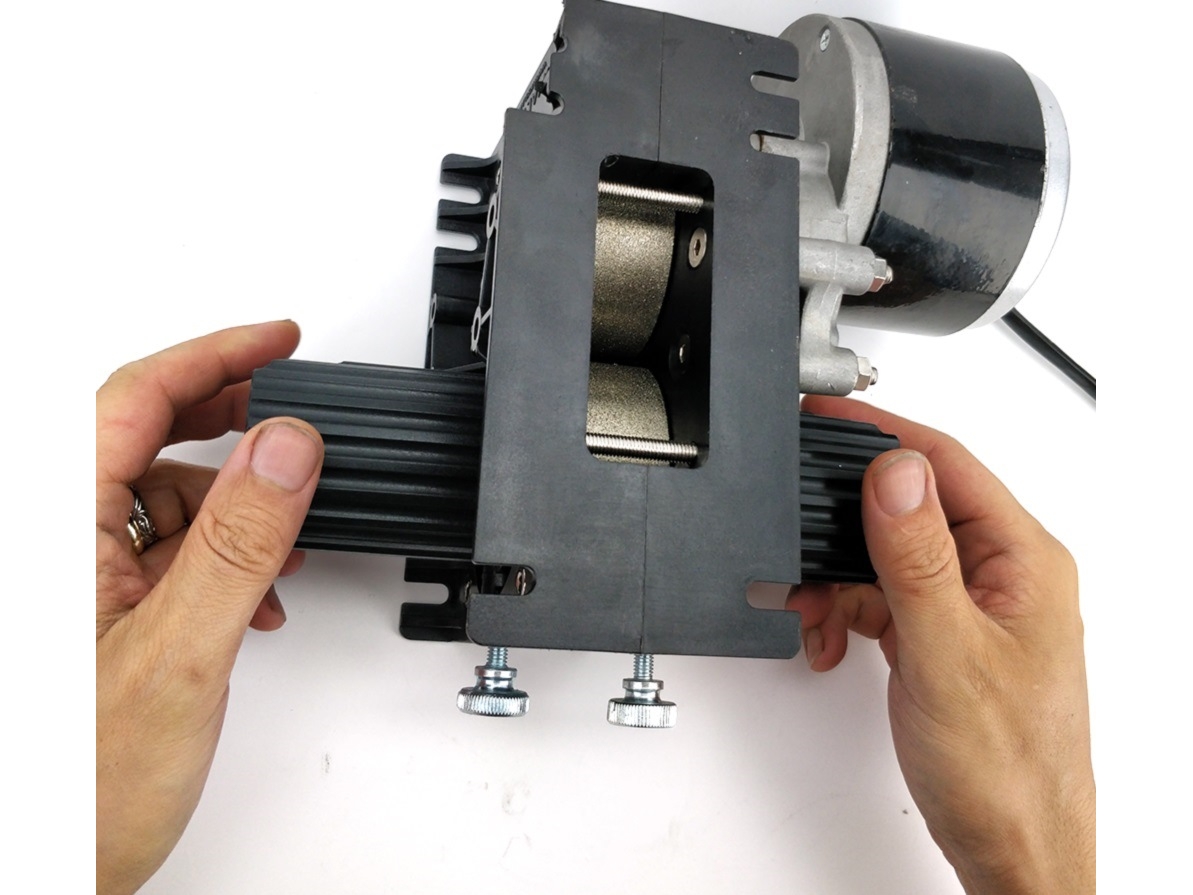 Kegland - MaltZilla elektrische Malzmühle mit Diamantwalzen – Bild 6