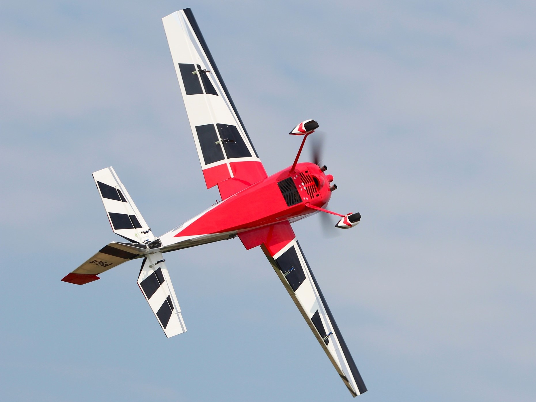 Edge 540 V3 - 85'' 2160mm - Pilot-RC 01 – Bild 2