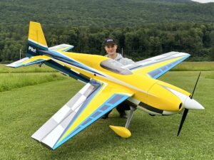 Edge 540 V3 - 103'' 2643mm - Pilot-RC 02