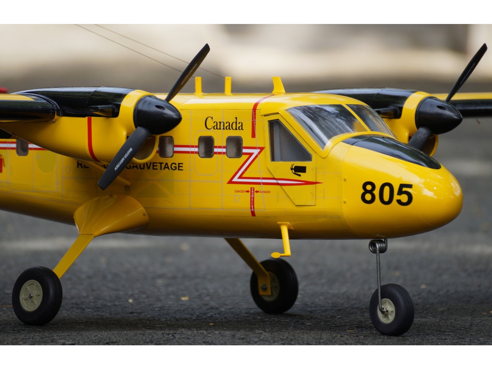 DHC-6 Twin Otter - Canadian-Version, Spw 1875mm, ARF-Set von VQ-Models – Bild 4