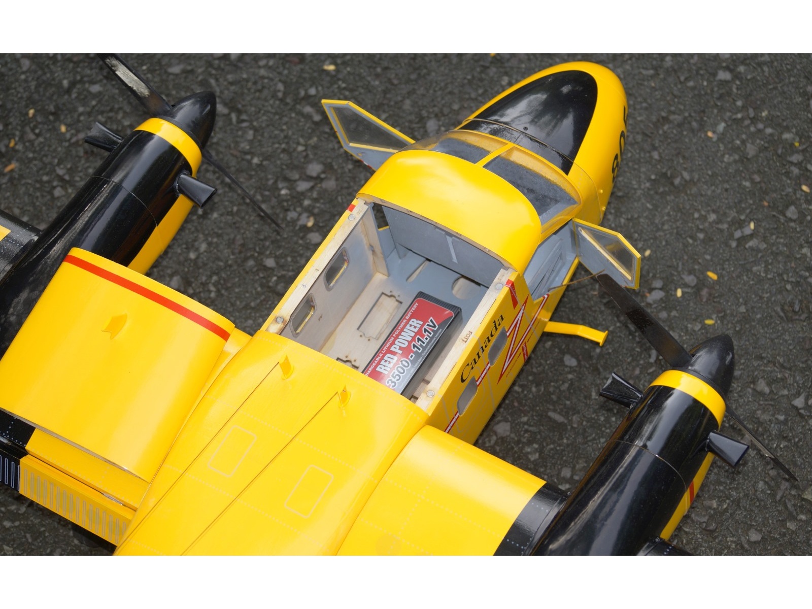 DHC-6 Twin Otter - Canadian-Version, Spw 1875mm, ARF-Set von VQ-Models – Bild 5