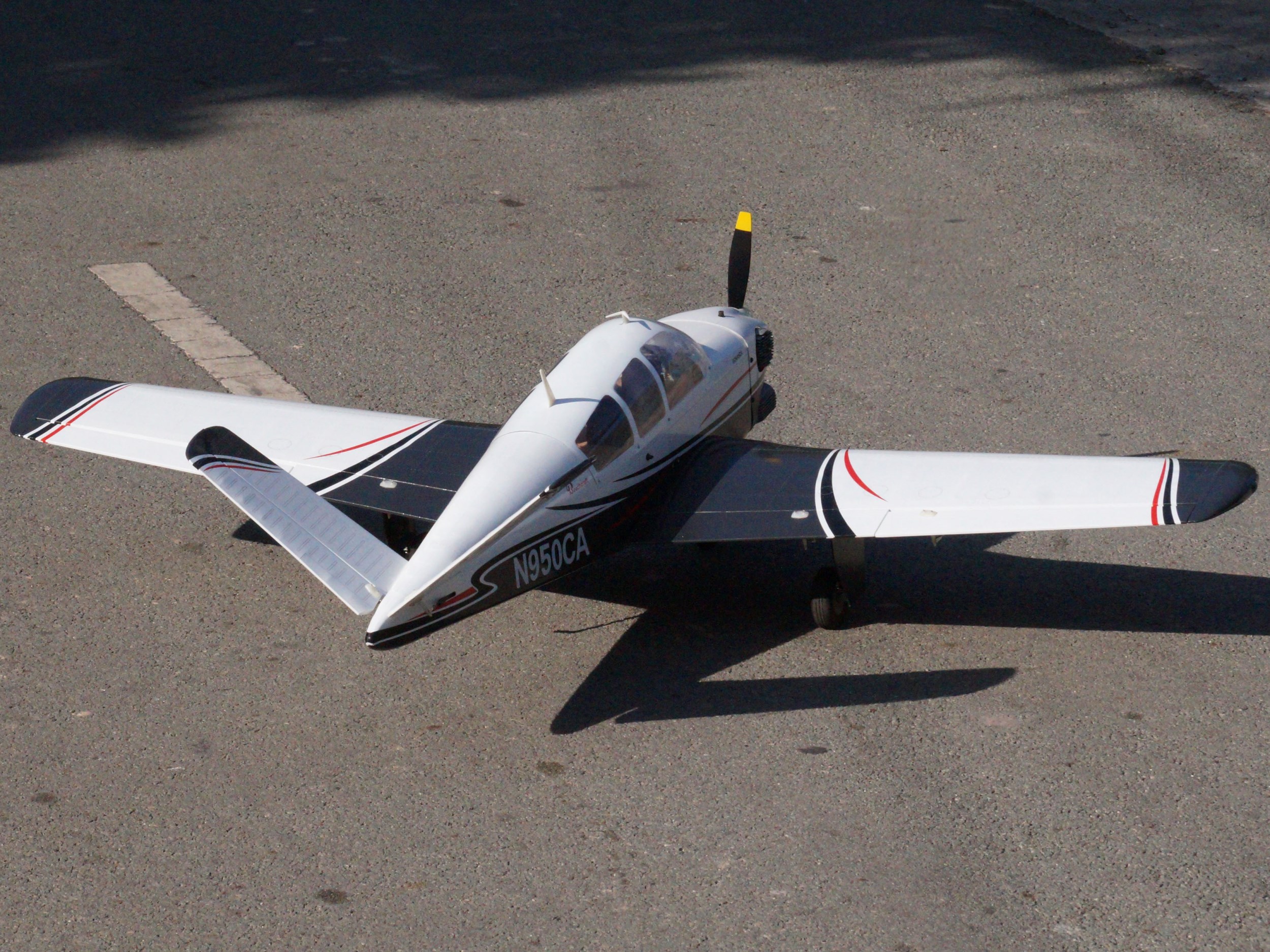 Beechcraft Bonanza - V-Leitwerk, Spw 1580mm, ARF-Set von VQ-Models – Bild 4