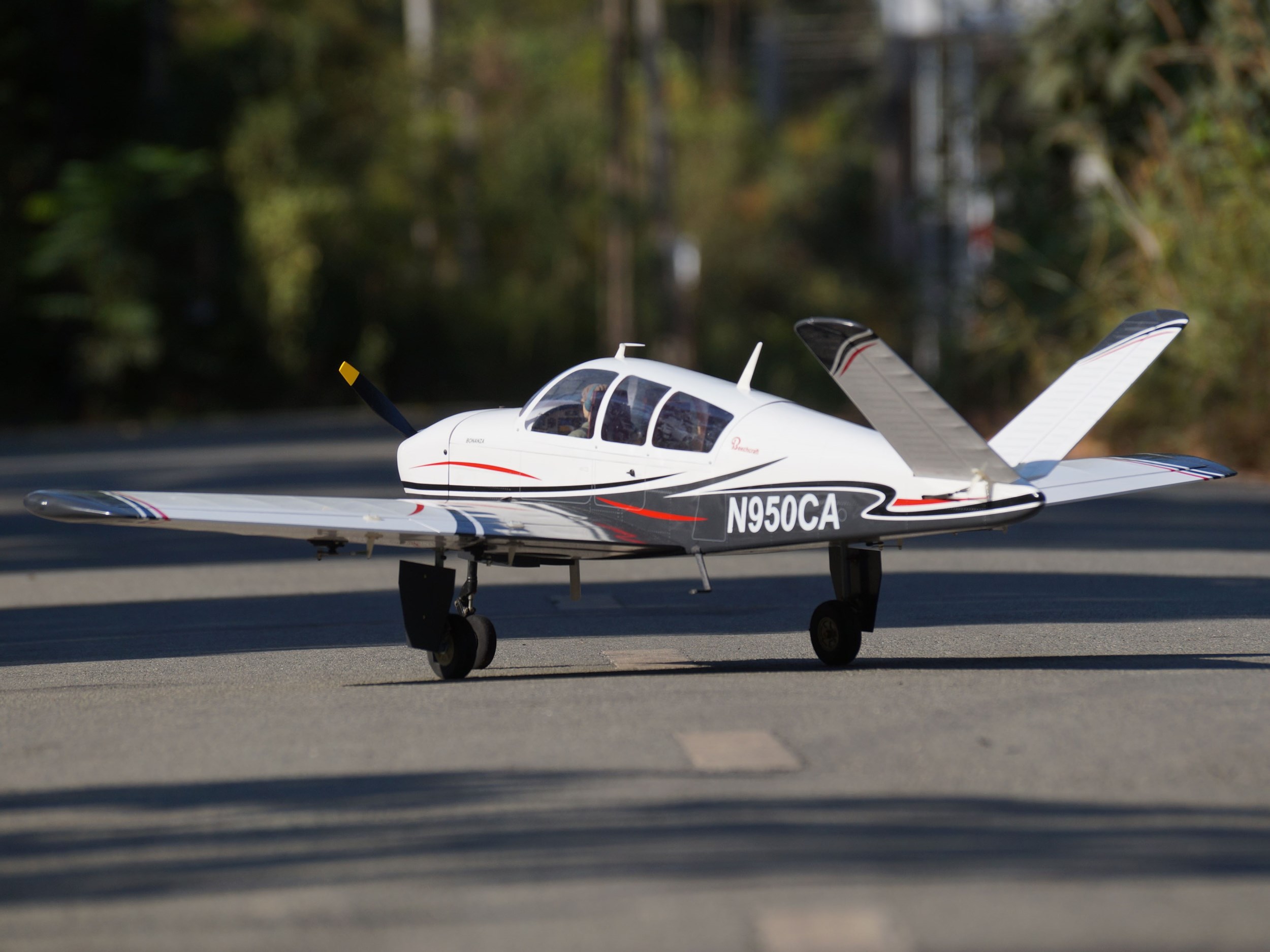 Beechcraft Bonanza - V-Leitwerk, Spw 1580mm, ARF-Set von VQ-Models – Bild 5