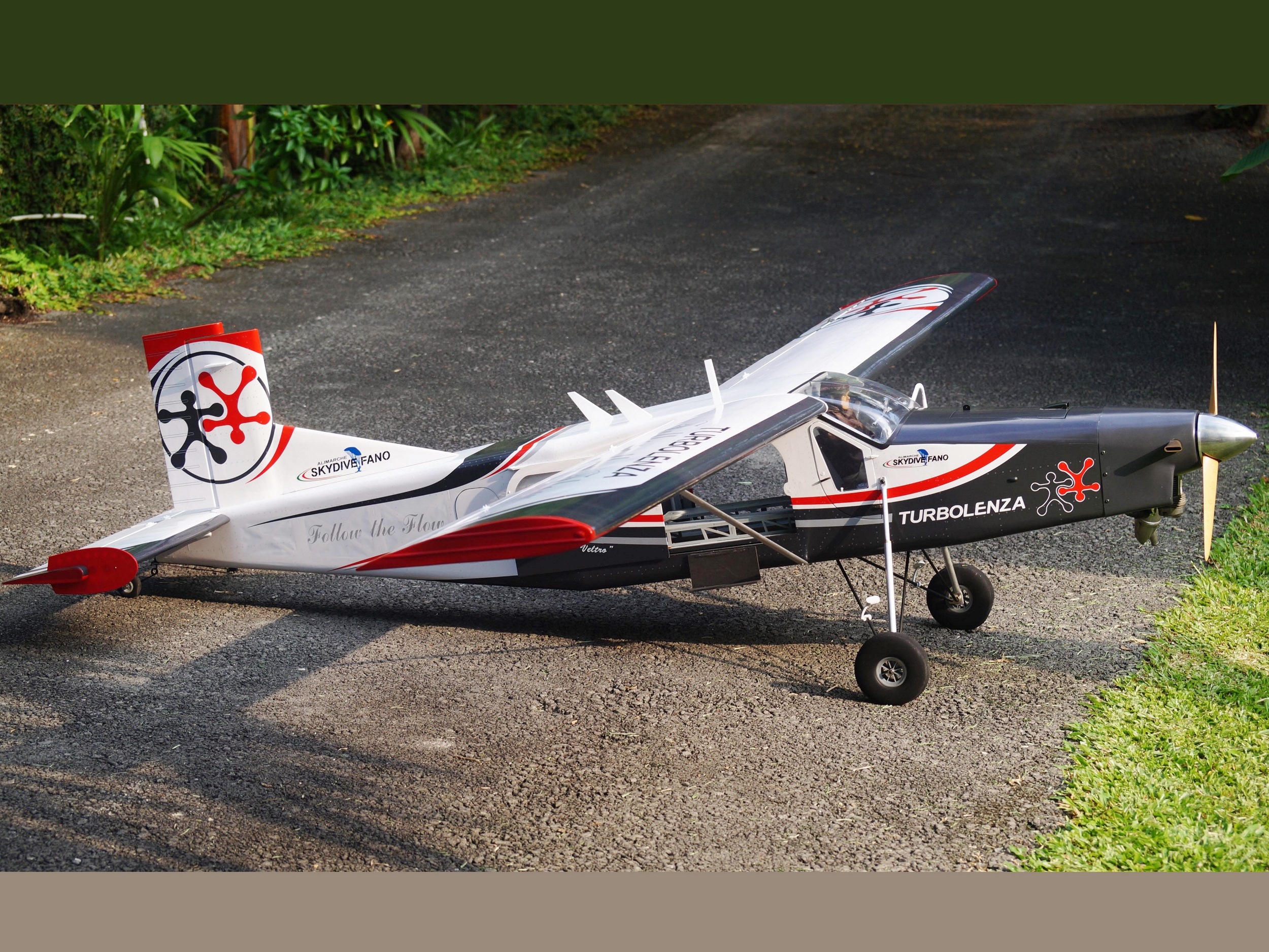 Pilatus Porter PC-6 - Big Turbo Lenza, 30ccm, Spw 2720mm, ARF-Set, VQ-Models – Bild 3