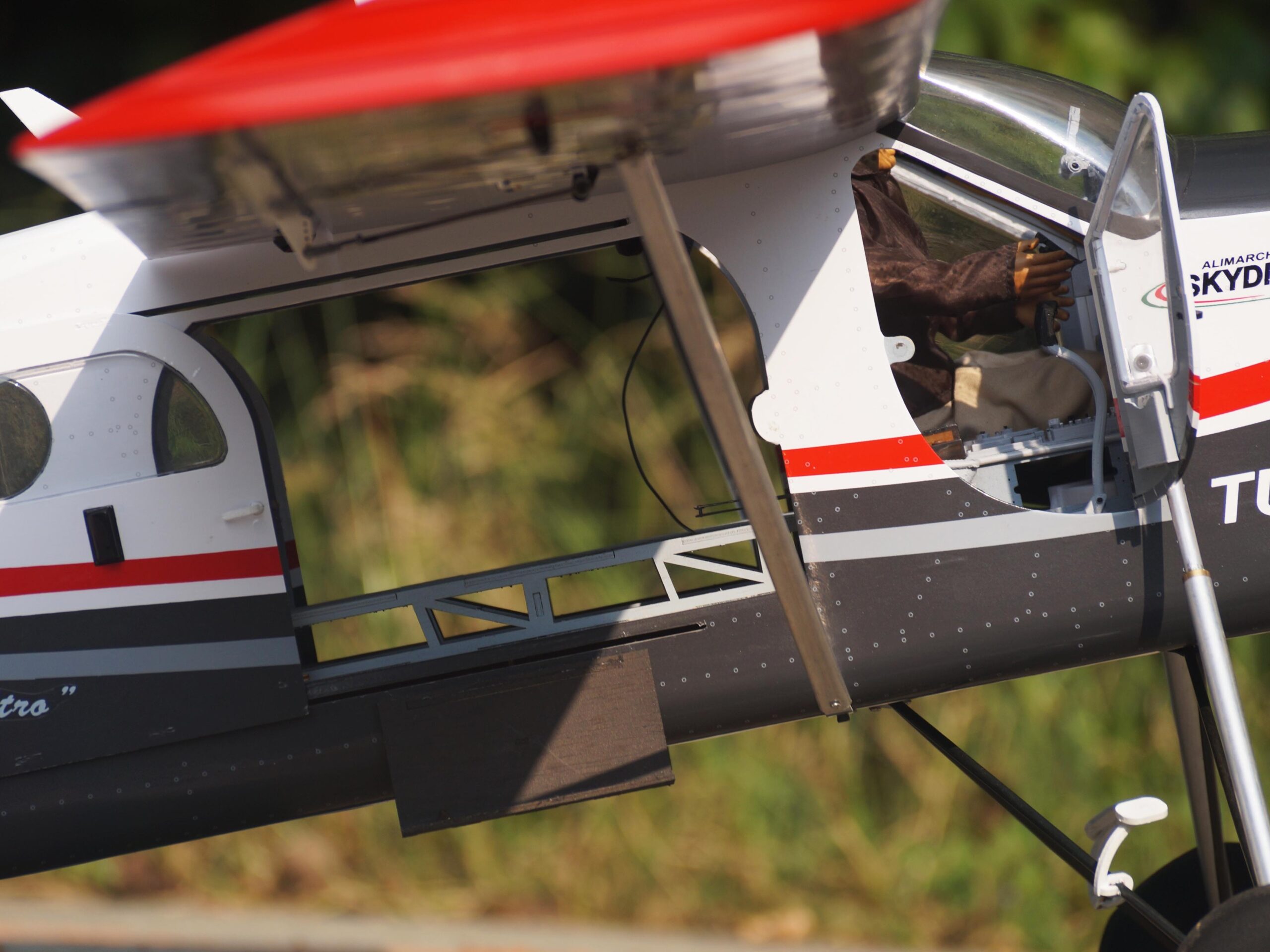 Pilatus Porter PC-6 - Big Turbo Lenza, 30ccm, Spw 2720mm, ARF-Set, VQ-Models – Bild 4