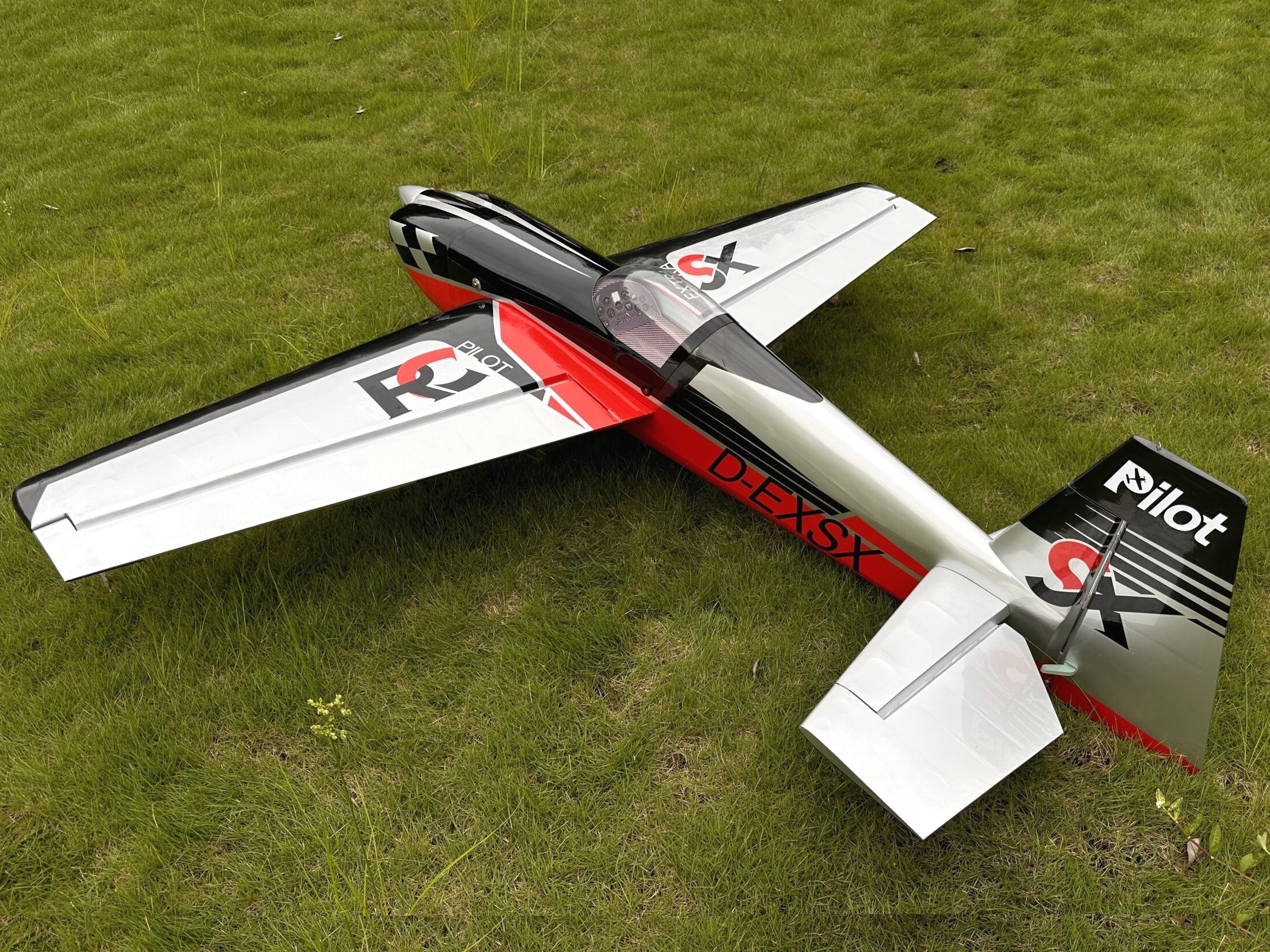 EXTRA 330SX-75 - Carbon Competition - Spw 1900mm - ARF-Set - PILOT-RC