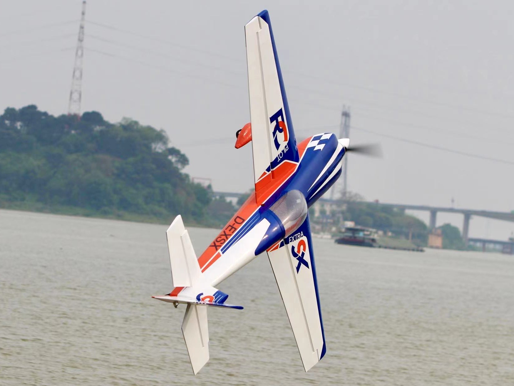 EXTRA 330SX-90 - Carbon Competition - Spw 2290mm - ARF-Set - PILOT-RC – Bild 4