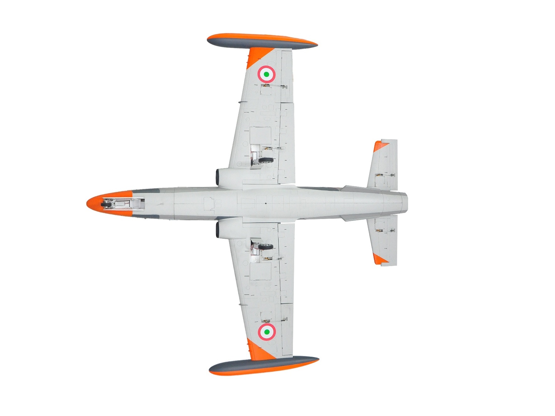 Aermacchi MB339 - Ready for Turbine Version, Spw 1600mm, AF-Model – Bild 3