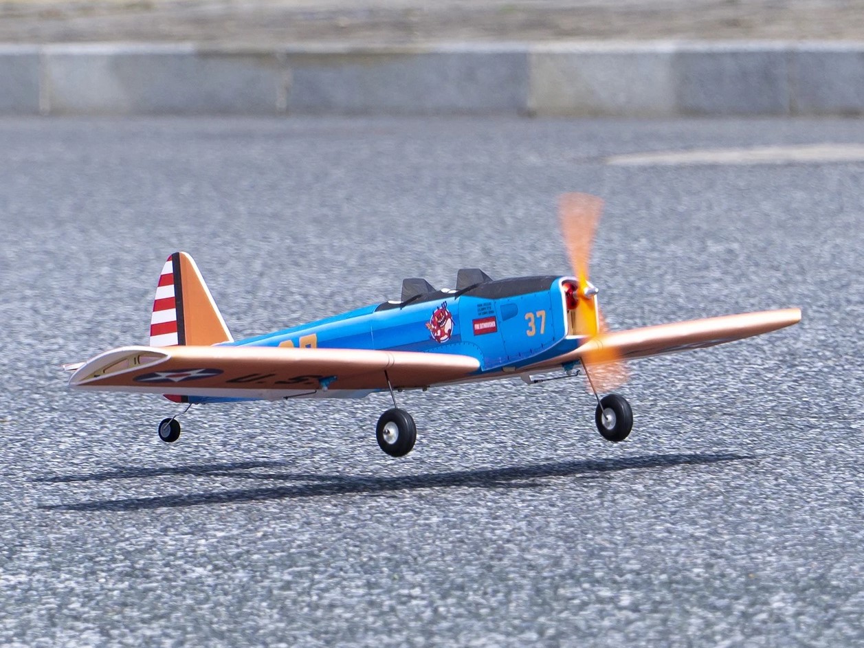 PT-19 The Flying Bull, Spw 900mm, KIT-Bausatz aus EPP von DW-Hobby – Bild 6