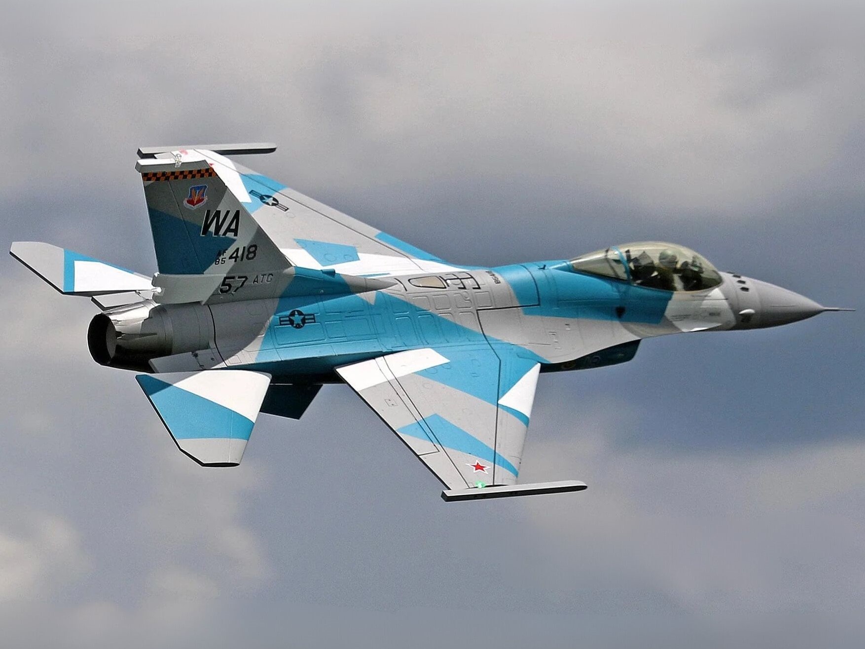 Falcon F-16C V2 - 90mm EDF Jet - Spw 955mm, ARF Plus - Freewing – Bild 3