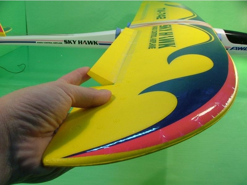 Elektrosegler Sky Hawk, Spw 1160mm, ARF-Set mit Propeller – Bild 3