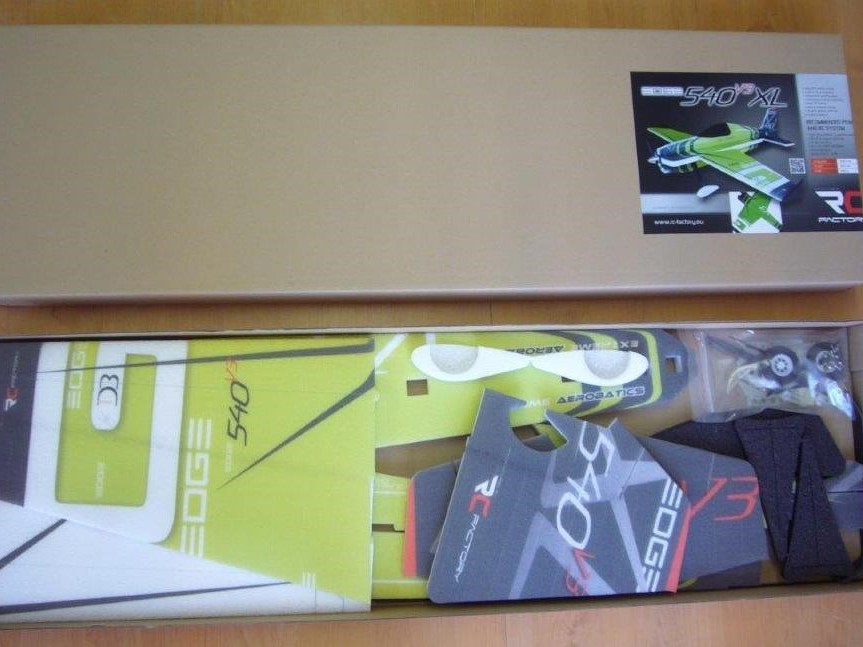 Edge 540 V3 XL green - Spw 1060mm, KIT-Version aus EPP von RC-Factory – Bild 2