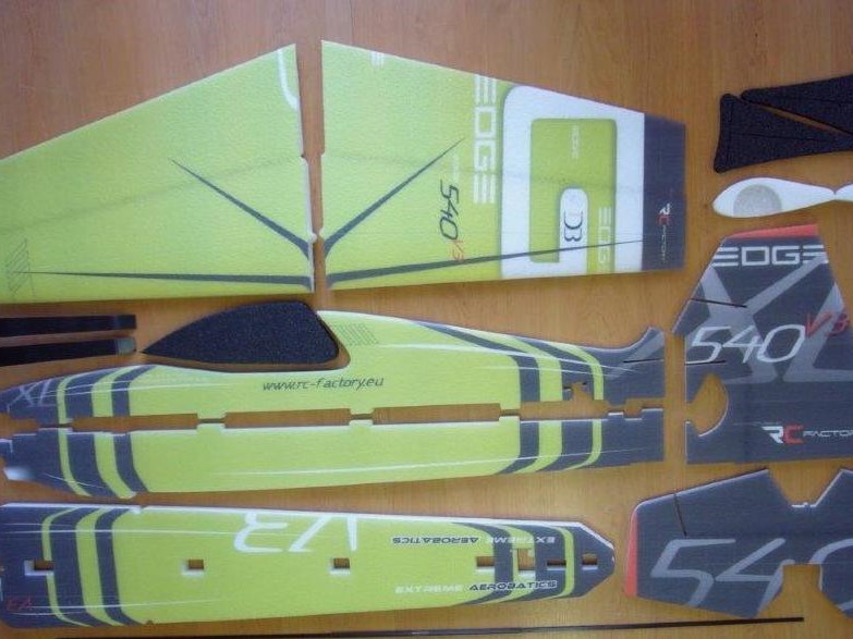 Edge 540 V3 XL green - Spw 1060mm, KIT-Version aus EPP von RC-Factory – Bild 3