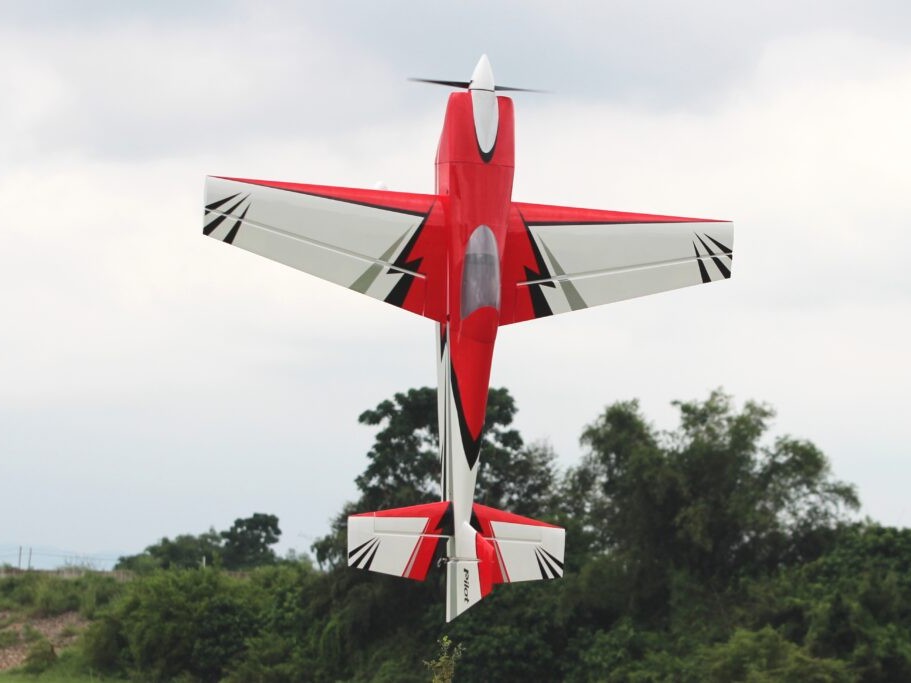 Edge 540 V3 - 67'' 1700mm - Pilot-RC - 01 – Bild 3