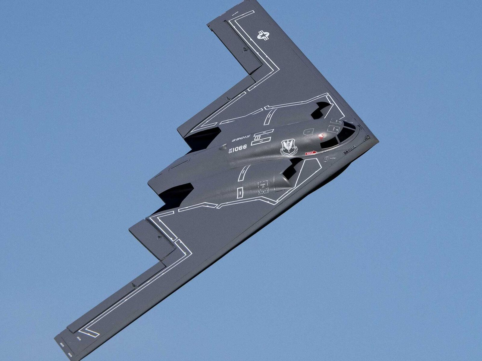 E-flite Micro B-2 Spirit of America - Twin 30mm EDF, Spw 853mm, BNF Basic - EFLU09050 – Bild 2
