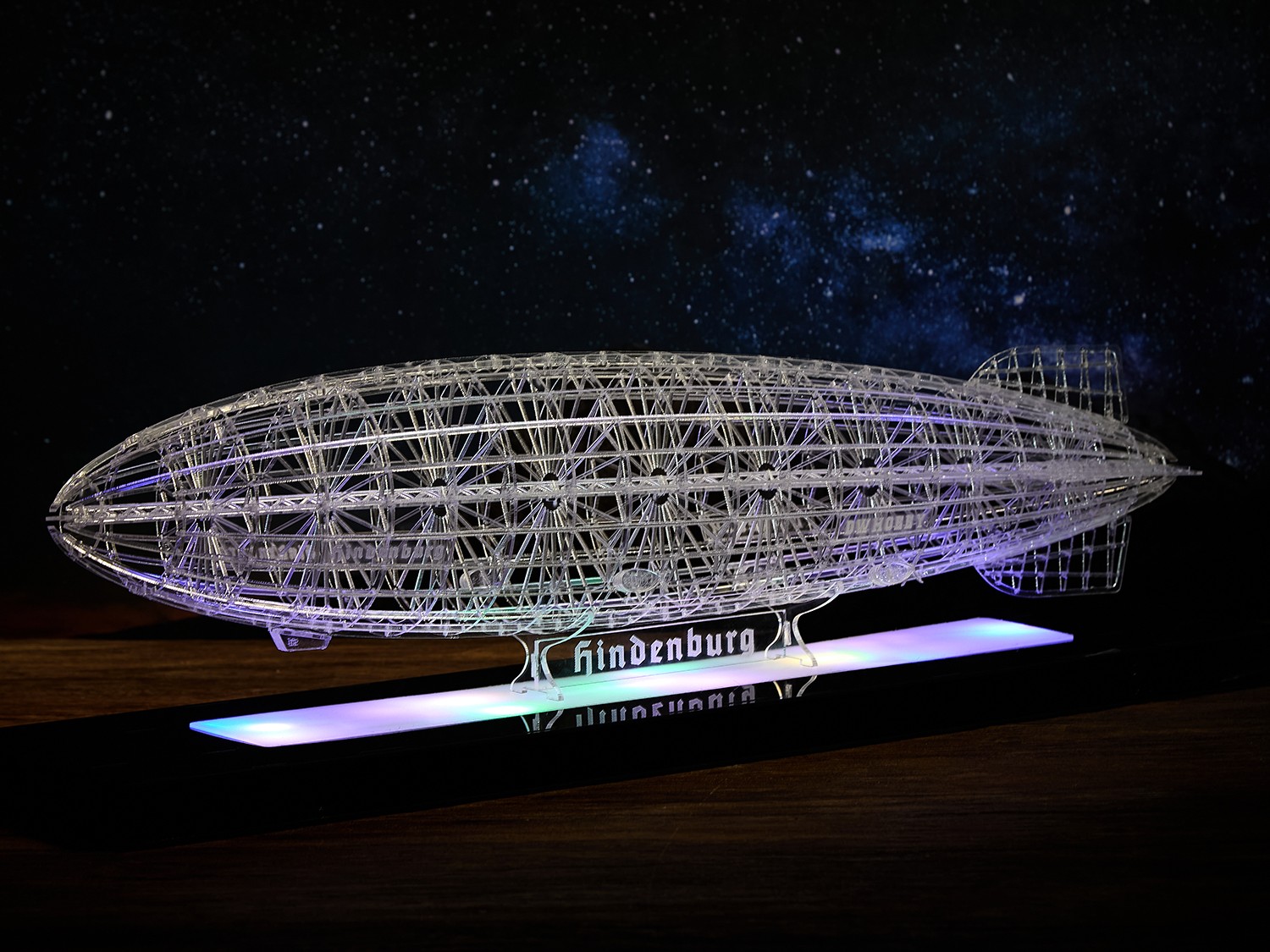 Real-Kit Standmodell: Zeppelin Hindenburg, Länge 540mm KIT-Bausatz aus Acryl – Bild 3