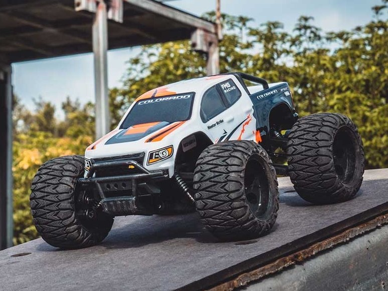 FMS - FMT24 Chevrolet Colorado Monster Truck - 1:24 - RTR Set - FMS12421BDRTRWH – Bild 3