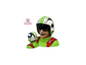 Pilotenfigur Akro GFK in grün mit roten Gurten von Tailored Pilots