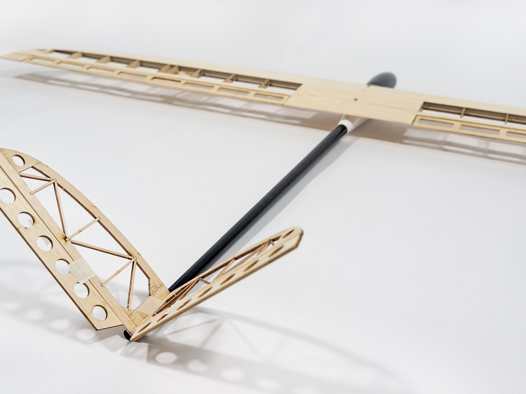 Segler Falcon, Spw 1500mm - ARF-Set aus Balsaholz von DW-Hobby – Bild 5