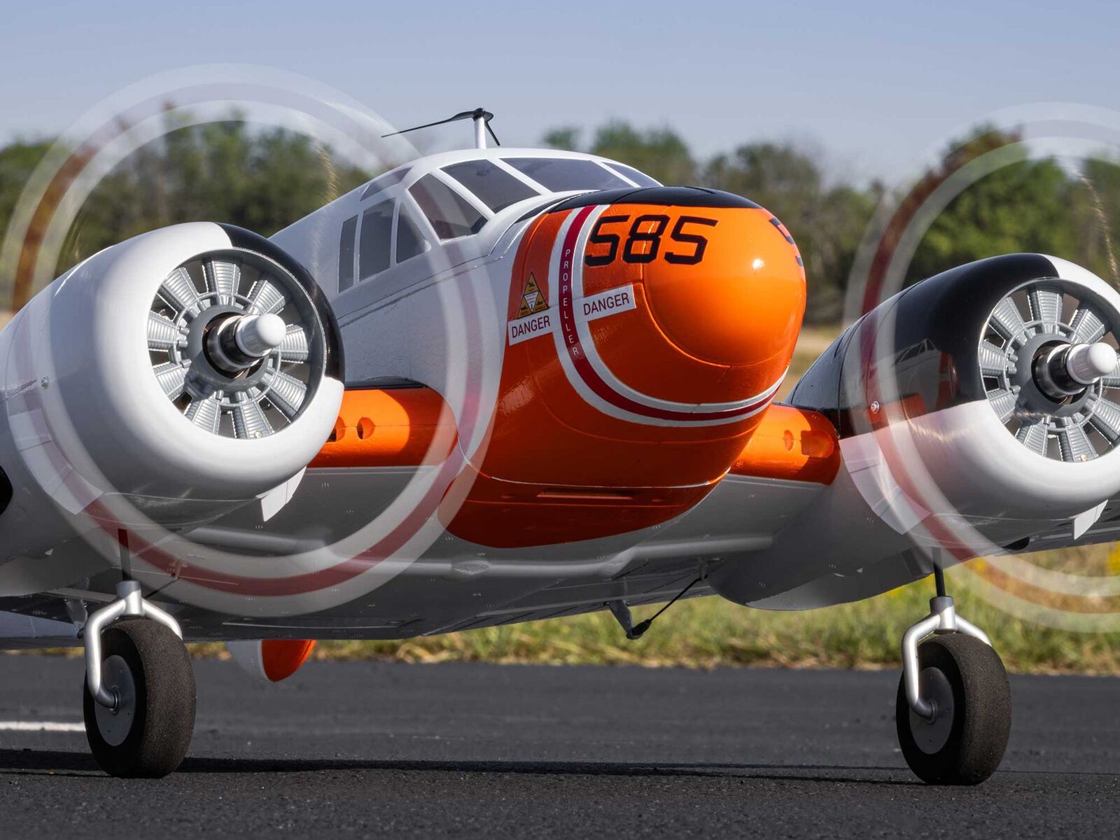 E-flite Beechcraft D18 / RC-45J 1.5m, Spw 1504mm, PNP-Set - EFL-3727 – Bild 3