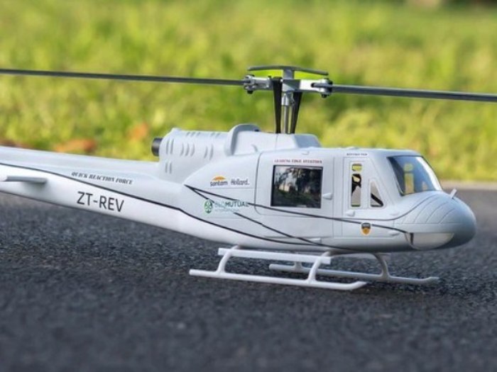 FLY WING UH-1 Huey grau - Smart Scale Helikopter - ACE - GPS RTF-Set – Bild 3