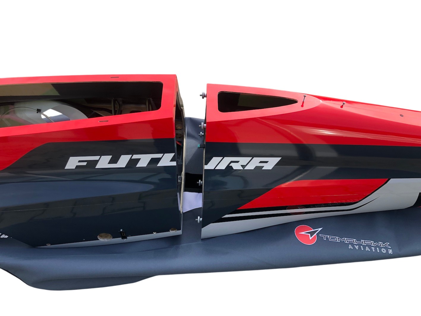Tomahawk FUTURA V3 2.6m ARF - lackiert X-rot – Bild 3