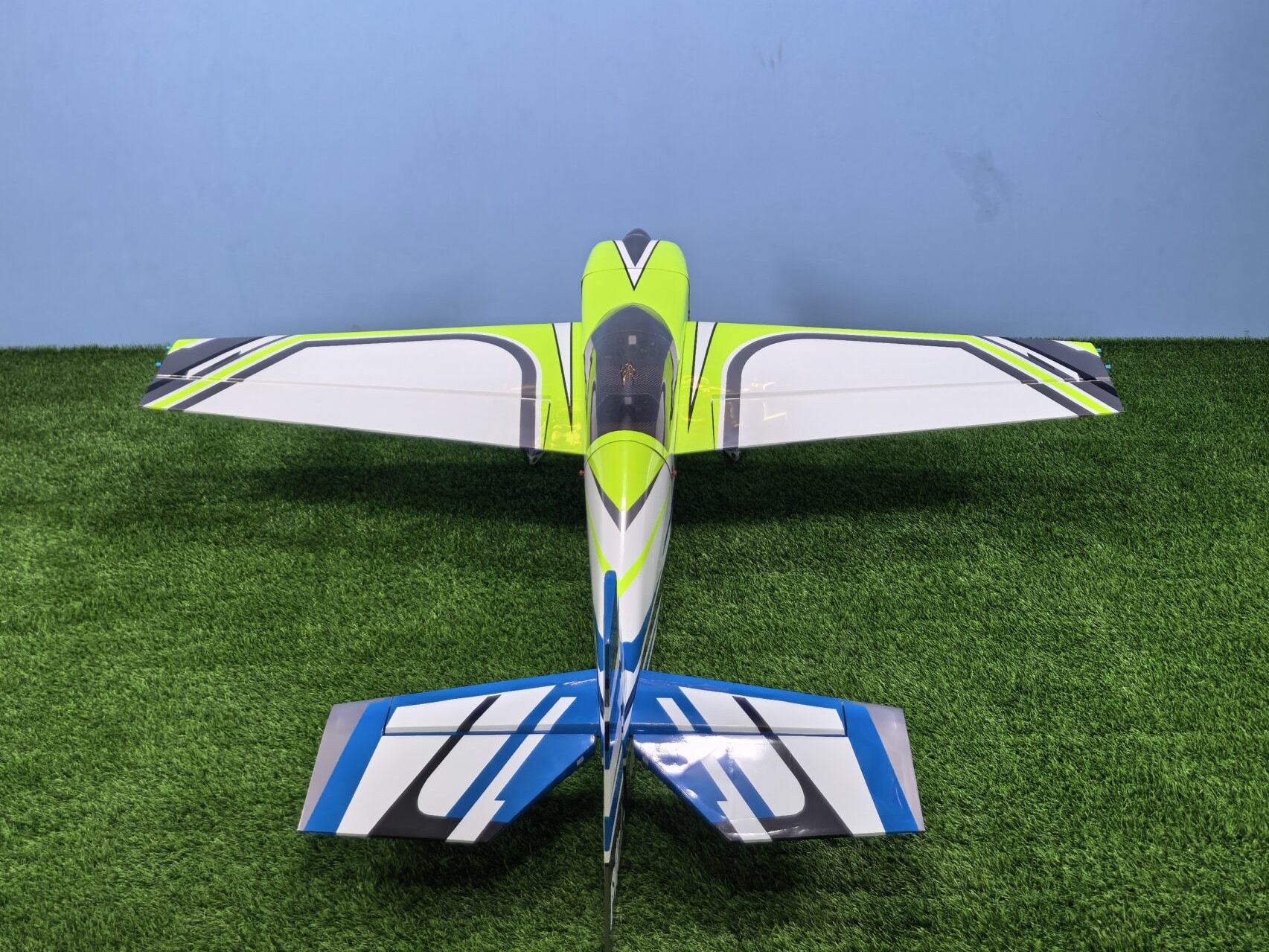 EXTRA NG-78 - CFK / Carbon Competition, 30ccm, Spw 1970mm, ARF-Set, PILOT-RC – Bild 3