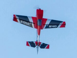 Edge 540 - 60 Zoll, Spw 1550mm, elektro ARF-Modell von DW-Hobby
