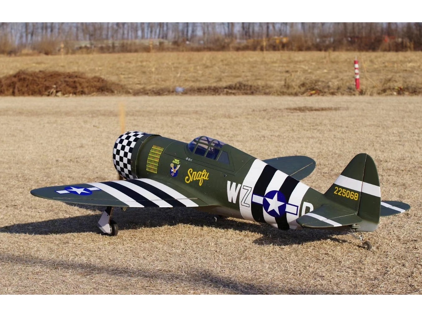 Full Composite P-47 Razorback, 100ccm, Spw 2440mm, ARF-Modell, CYModel – Bild 2