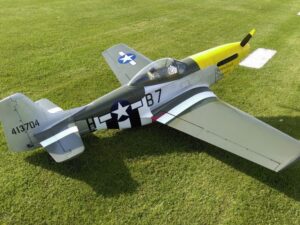Full Composite P-51-D Mustang Ferocious Frankie 100ccm 2440mm, ARF CYModel