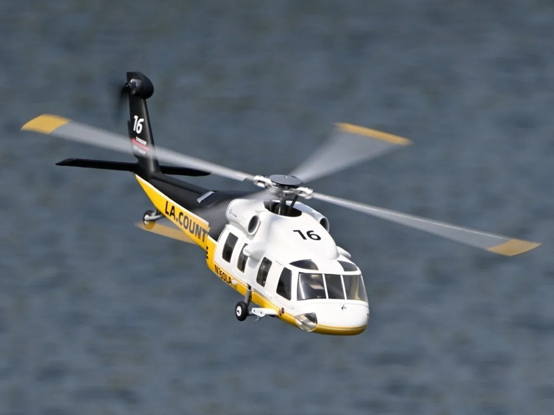 FLY WING UH-60L - L.A. County Fire - Smart Scale Helikopter - ACE GPS RTF-Set – Bild 4